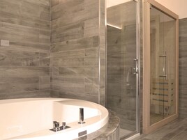Bañera profunda