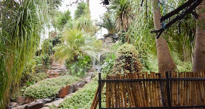 Waterfalls Boutique Hotel