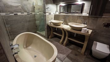 Family Apartment | Bathroom | Separate bathtub and shower, deep-soaking bathtub, rainfall showerhead