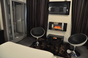 Kamar Double Deluks | Fasilitas kamar