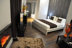 5. Suite Junior | Minibar, décoration personnalisée, rideaux occultants