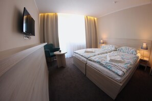 Premium Double or Twin Room, 1 Bedroom, Bathtub, City View