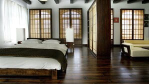 Suite (Kyoto) with Aqua Area 