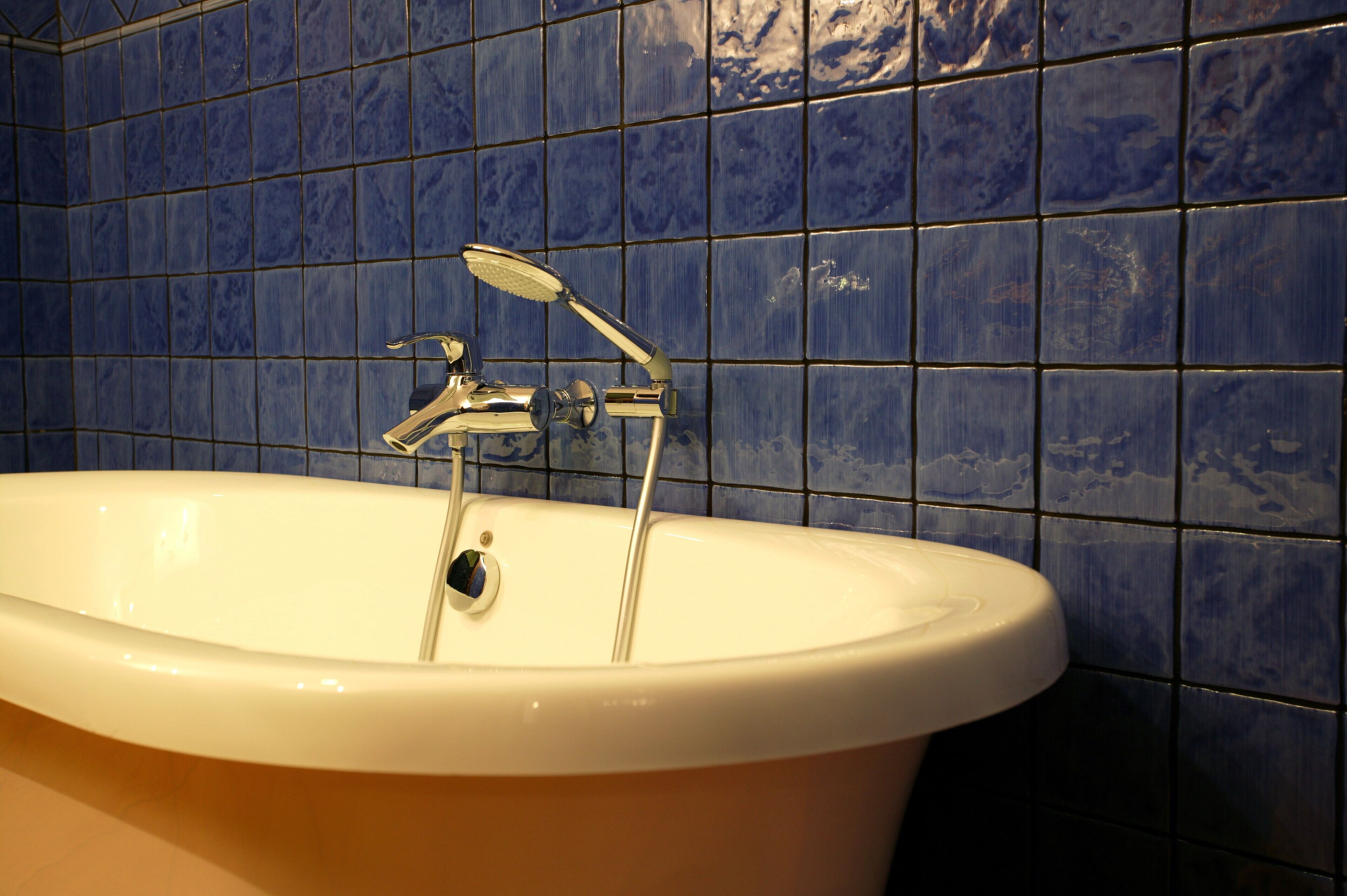 suite (florence) with aqua area | bathroom | shower, rainfall showerhead, free toiletries, hair dryer