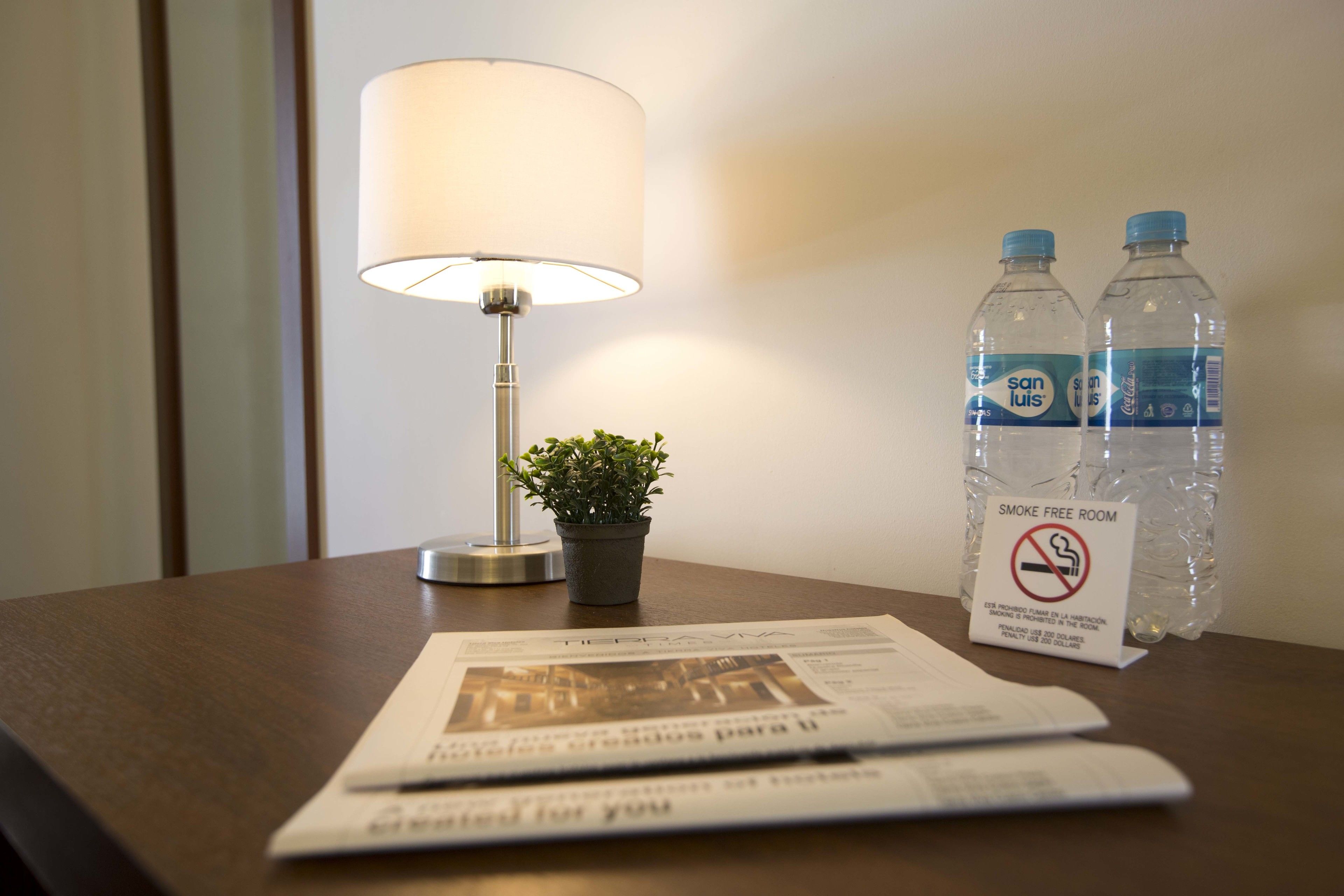 single room | select comfort beds, in-room safe, desk, free wifi