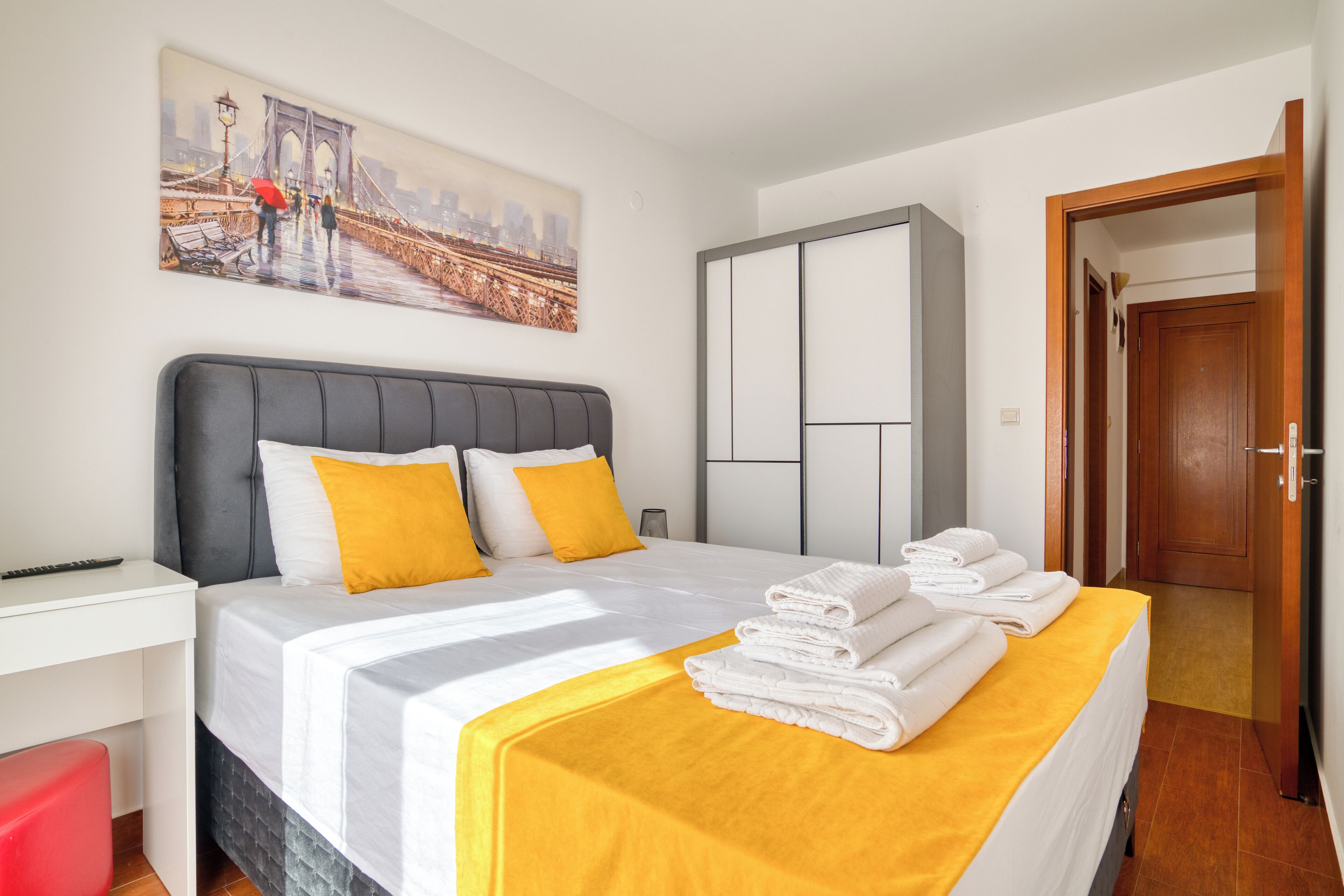 1 chambre, literie de qualité supérieure, couette en duvet d'oie