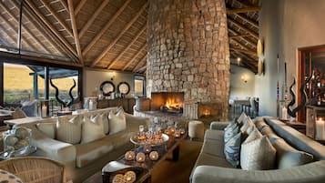 Bar lounge