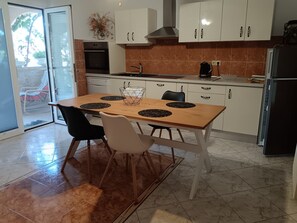 Comfort Apartment | Private kitchen