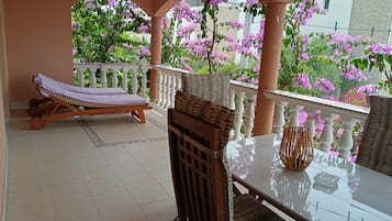 Comfort-Apartment, 2 Schlafzimmer | Terrasse/Patio