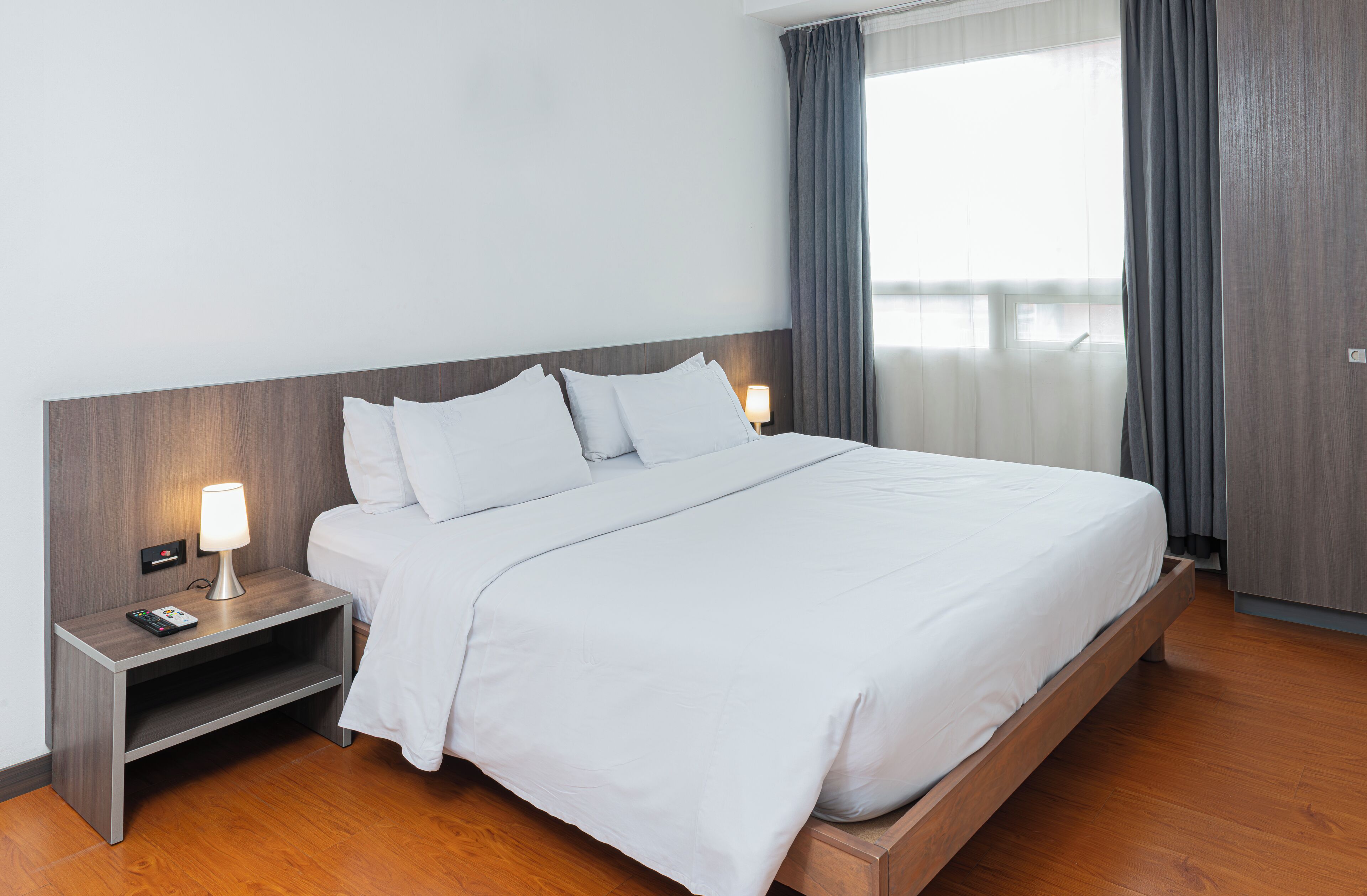 superior double room, 1 king bed | 1 bedroom, premium bedding, pillow-top beds, in-room safe