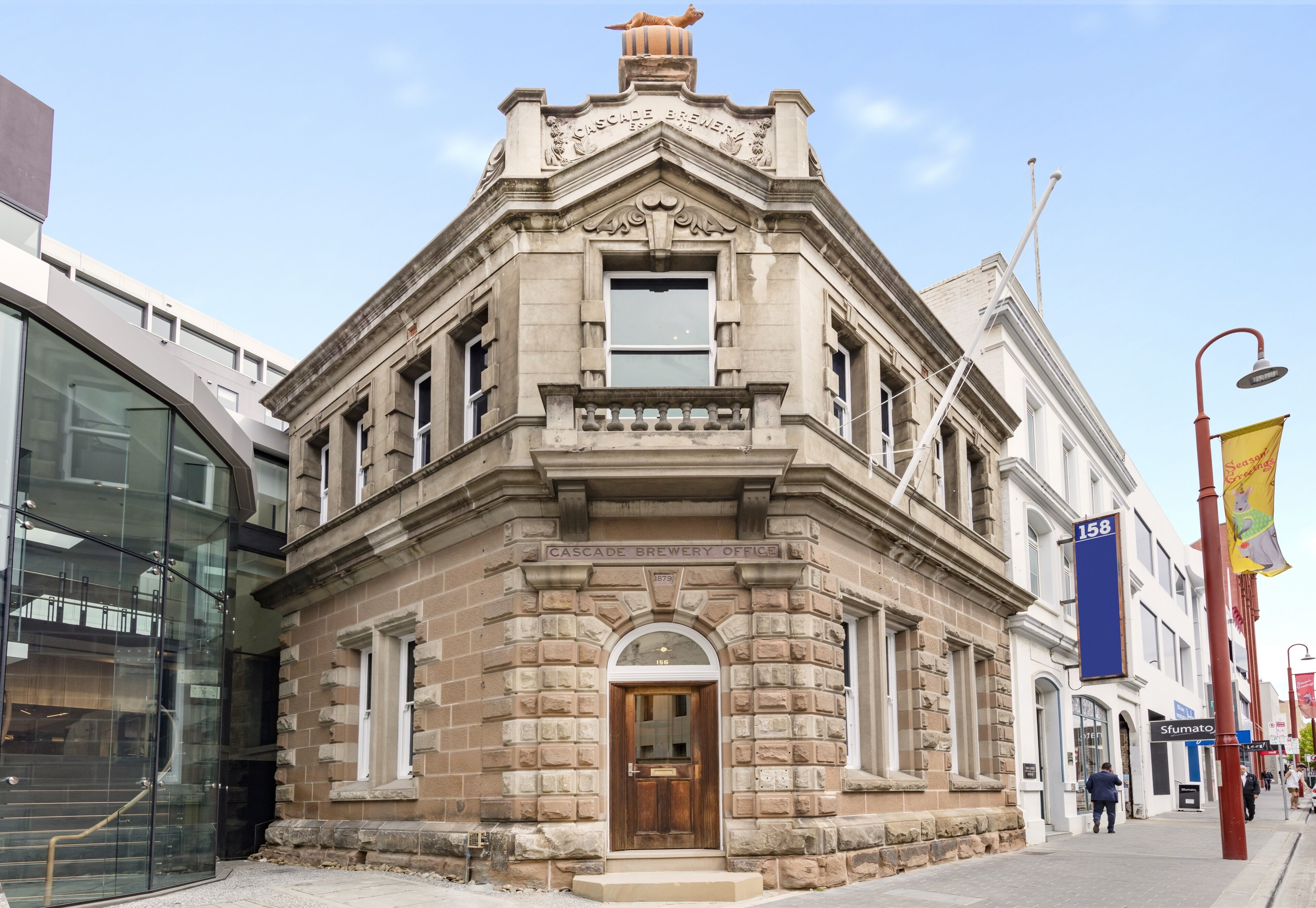 breakfast, lunch, dinner served; regional cuisine