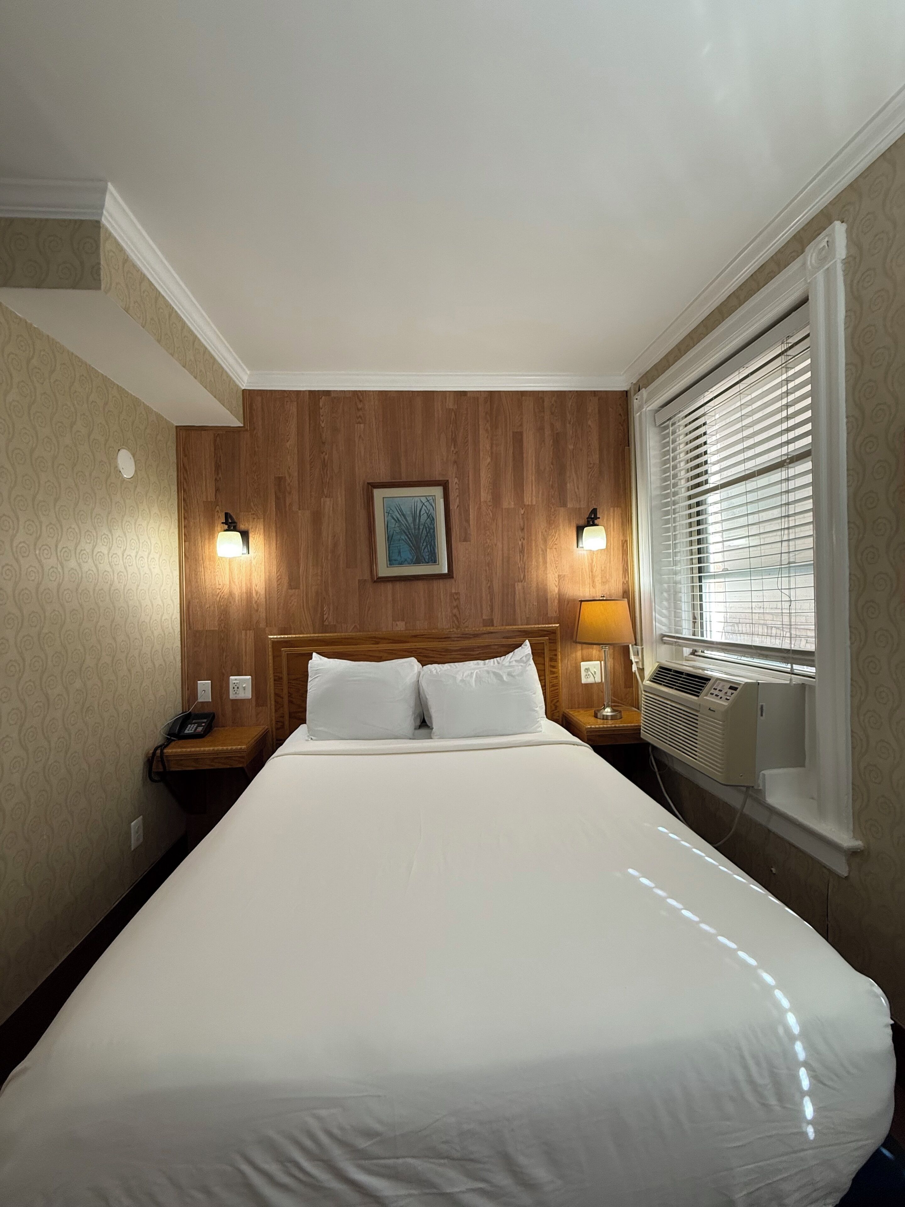 Photo - The Baron Hotel