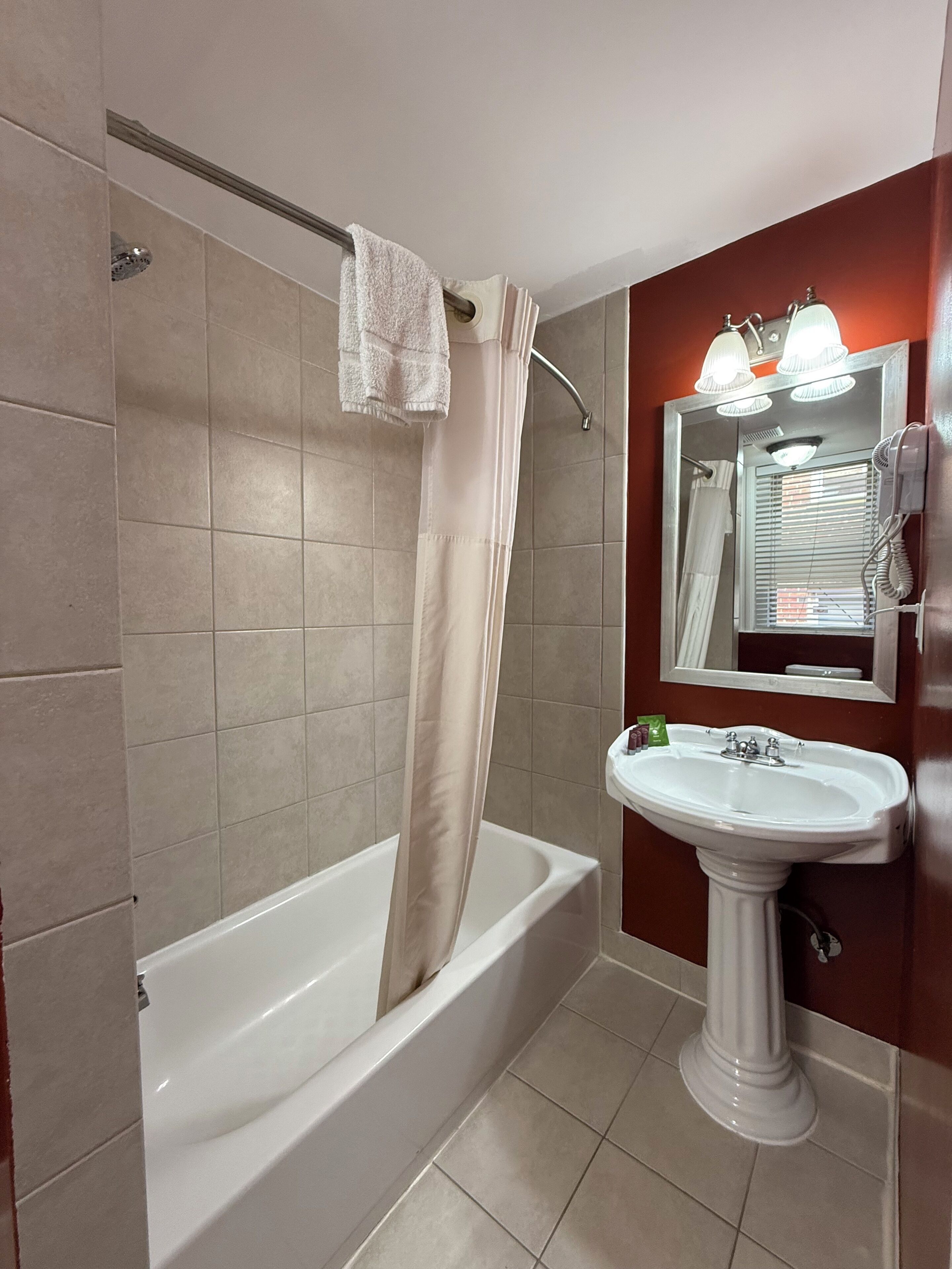 Photo - The Baron Hotel