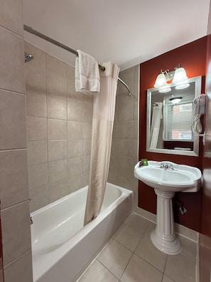 Doppelzimmer | Badezimmer