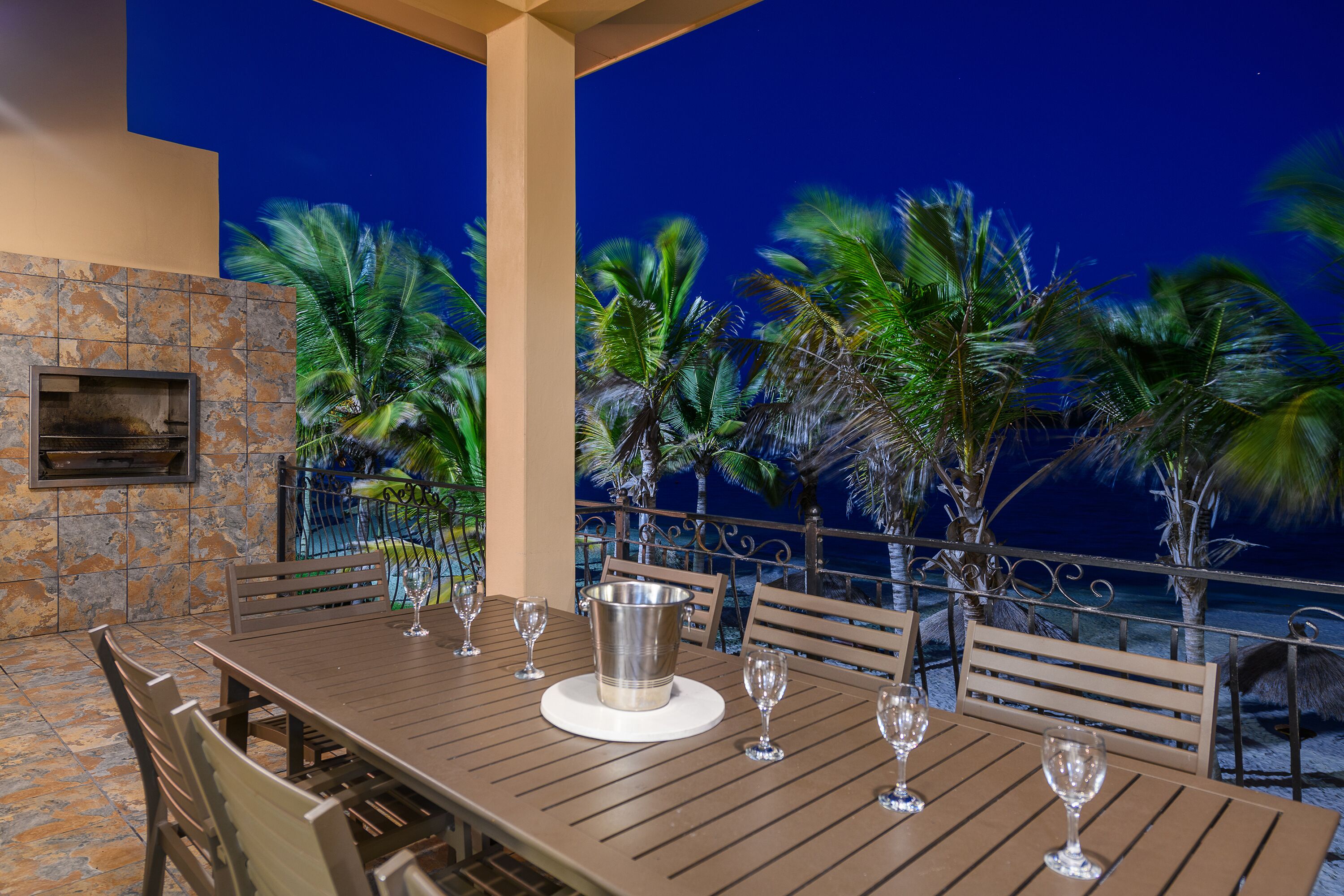 two bedroom beach front apartment | terrace/patio