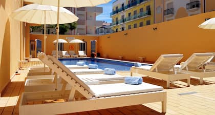 Hotel Apolo