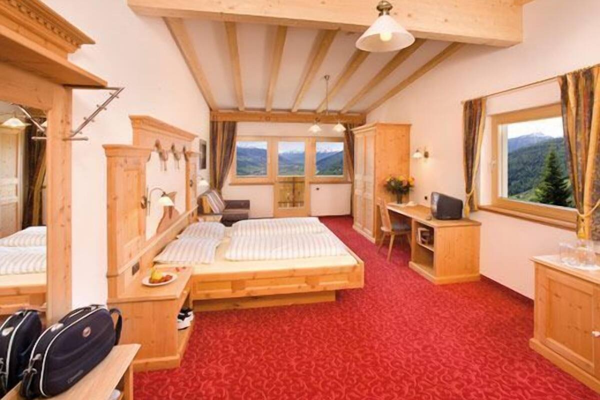 Superior Double Room | Premium bedding, down comforters, pillowtop beds, in-room safe