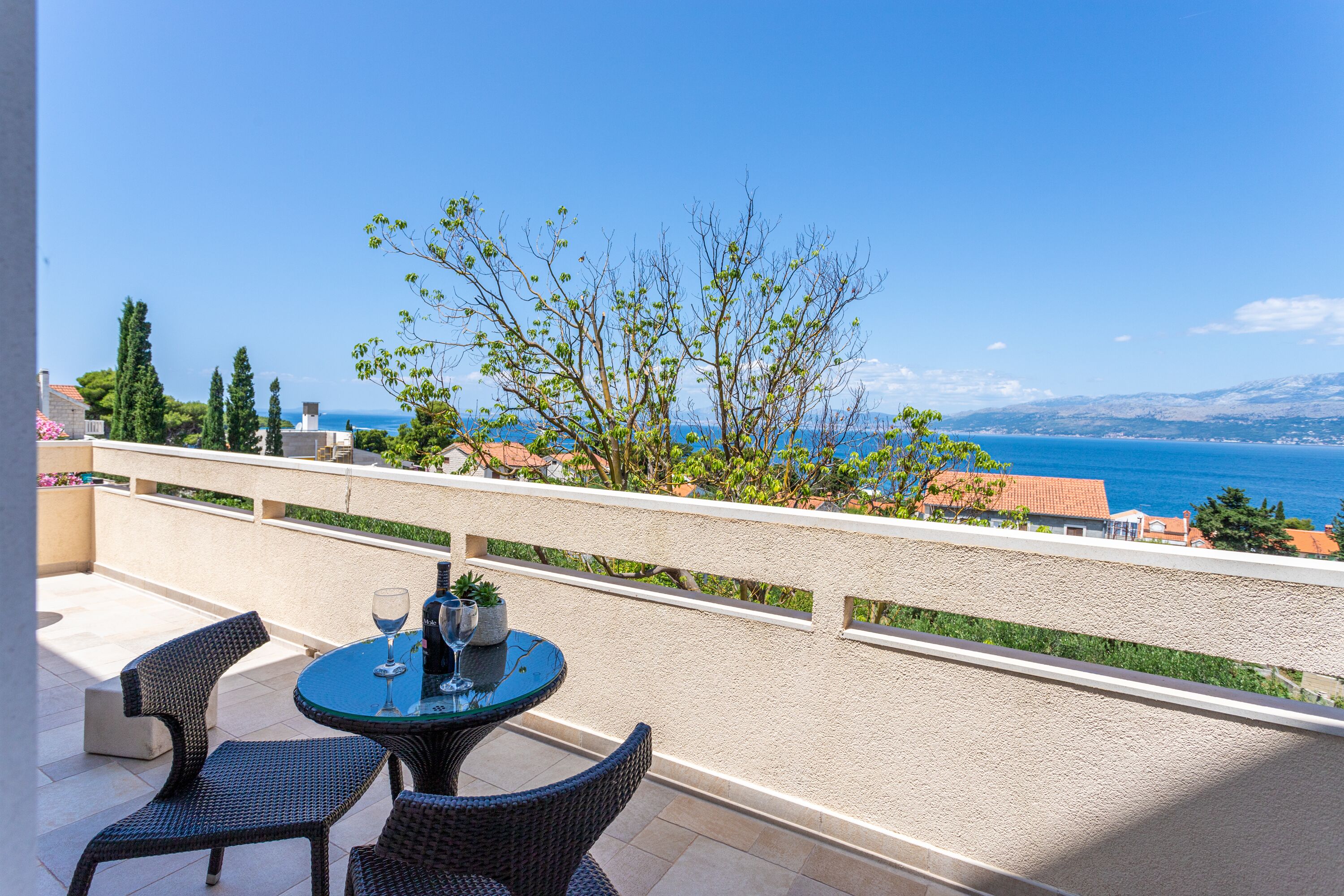 Leilighet, 2 soverom, sjøutsikt | Terrasse/patio