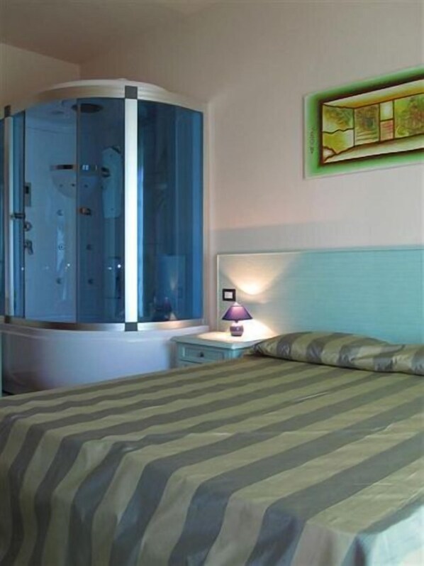 Literie de qualité supérieure, couette en duvet d'oie, bureau