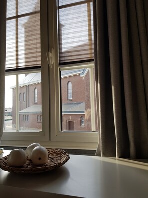 Chambre Double | Décoration personnalisée, ameublement personnalisé, bureau