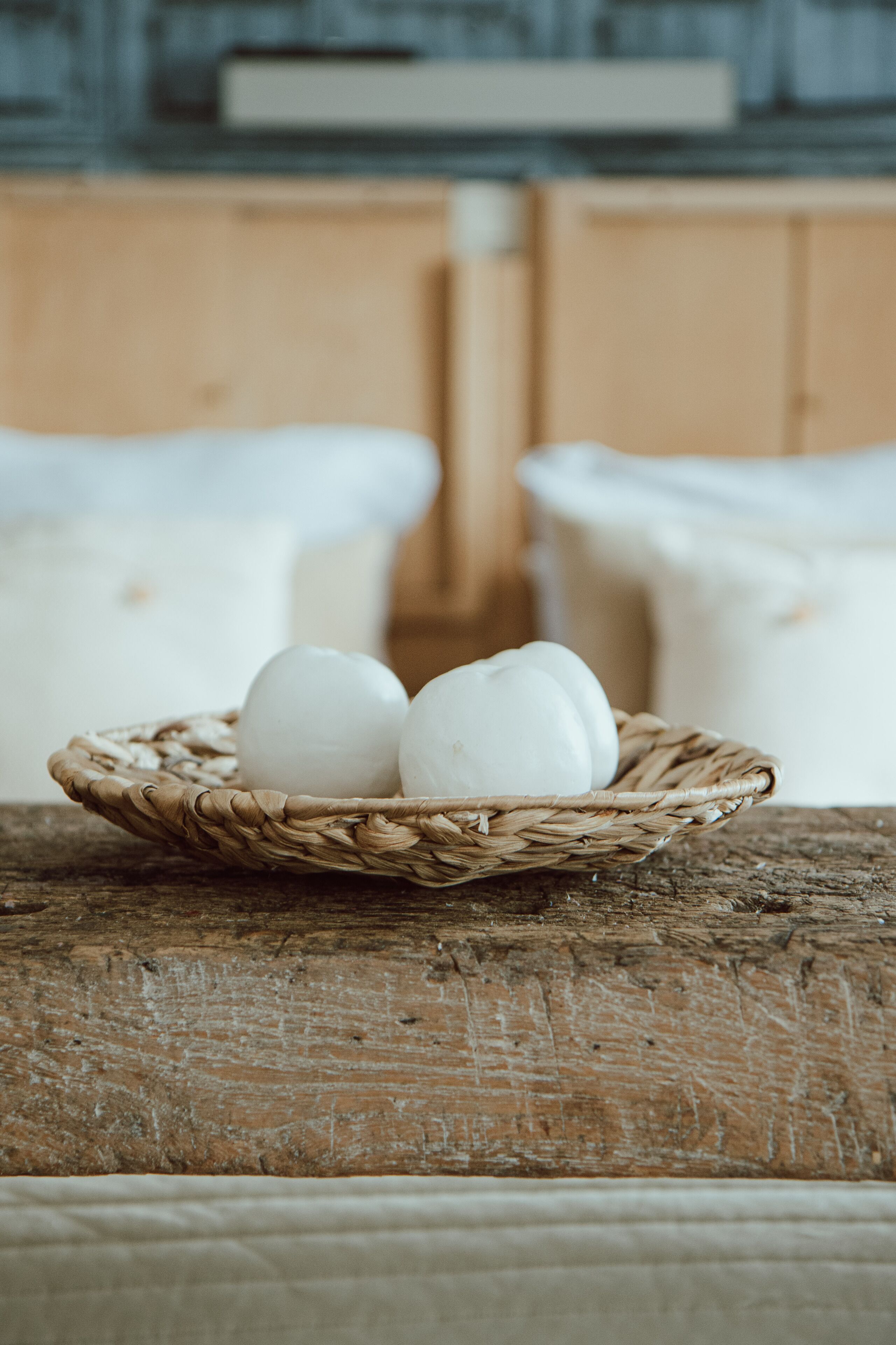 double room | 1 bedroom, individually decorated, individually furnished, desk