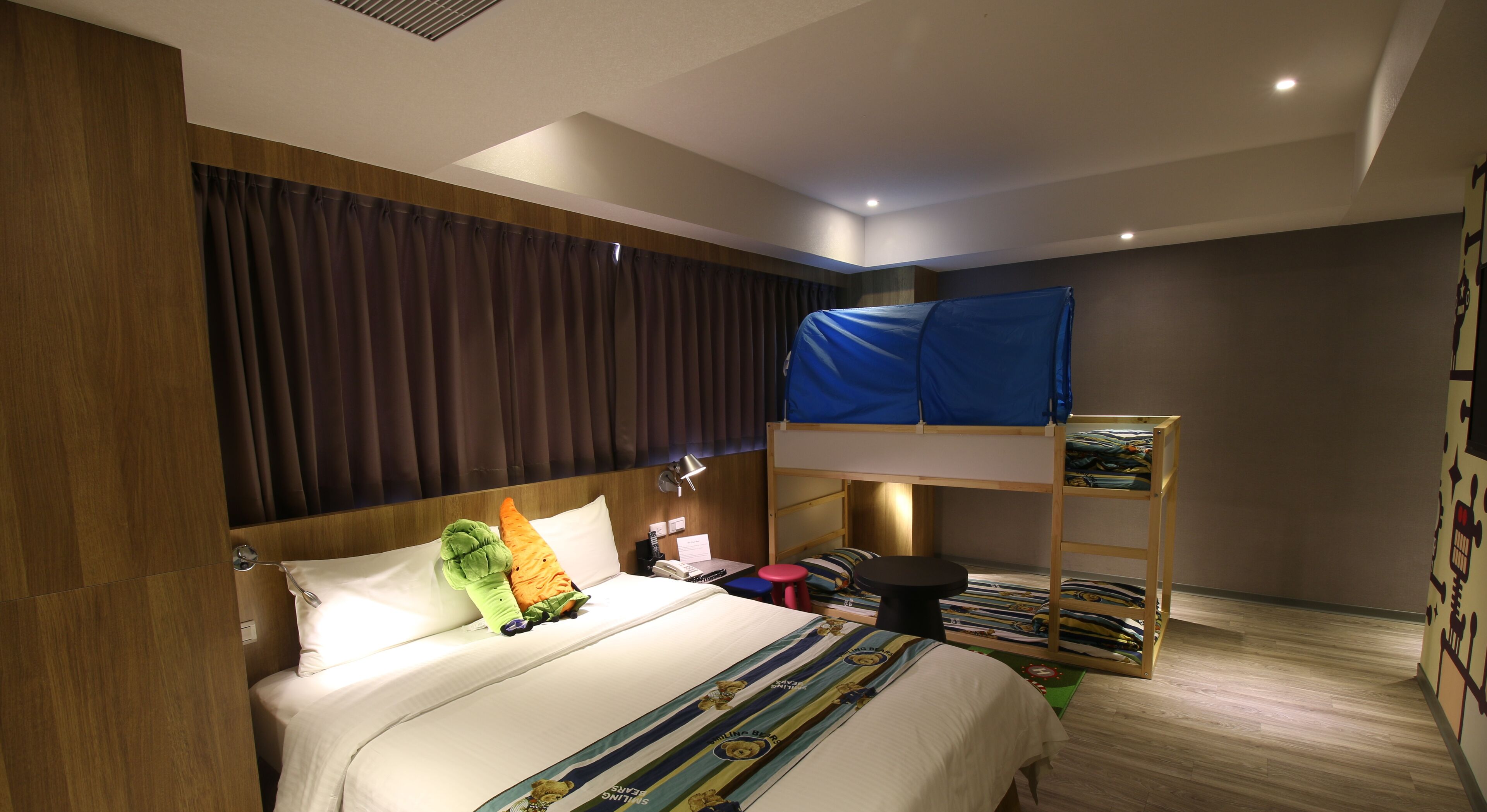 family quadruple room | desk, blackout curtains, rollaway beds, free wifi