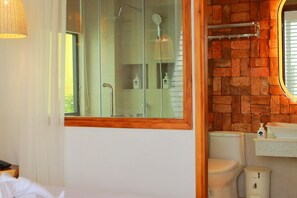 Deluxe Double Room, Balcony, City View | Bathroom | Designer toiletries, hair dryer, towels, soap