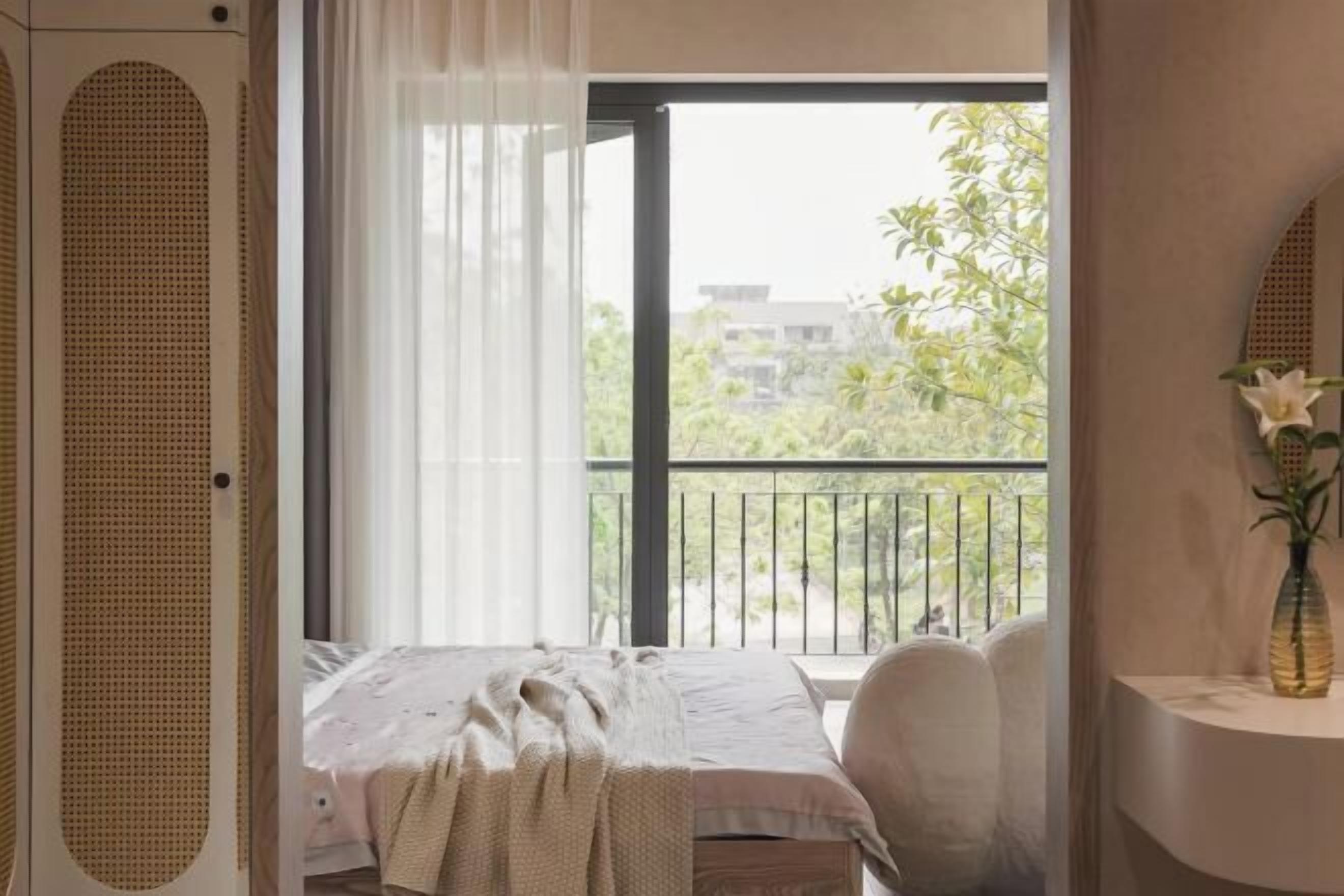 Premium bedding, memory-foam beds, free minibar items, in-room safe