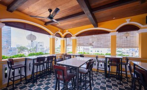 Frokost, lunsj og middag serveres