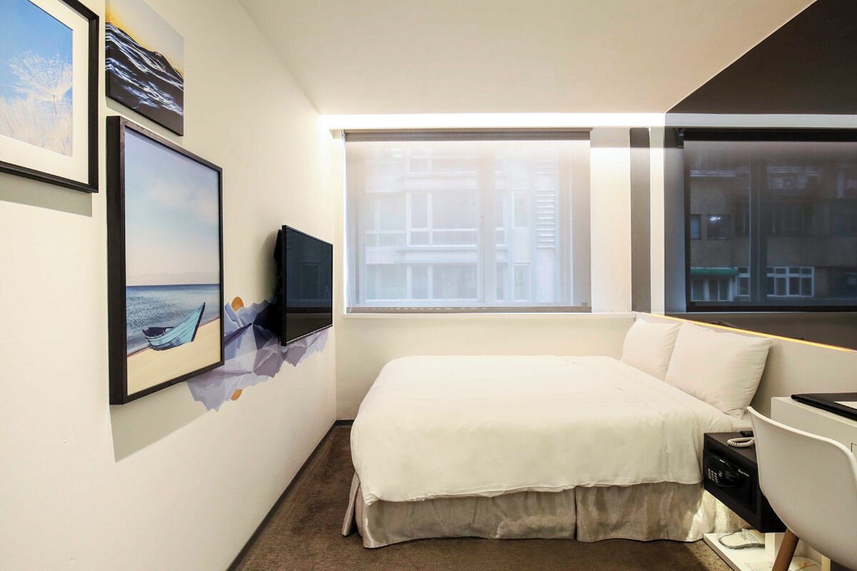 comfort double room, 1 double bed | 1 bedroom, premium bedding, down duvets, free minibar