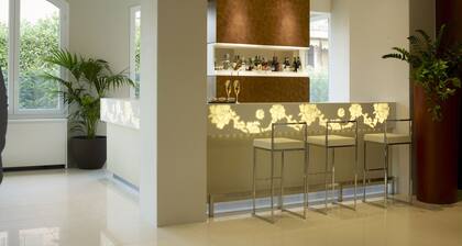 Virginia Palace Hotel