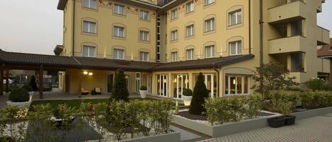 Fachada de la propiedad