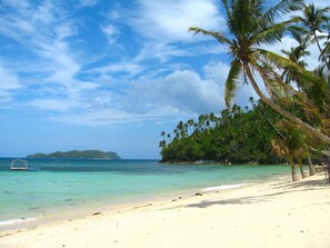 Private beach, scuba diving - Punta Bulata Resort & Spa (Cauayan)