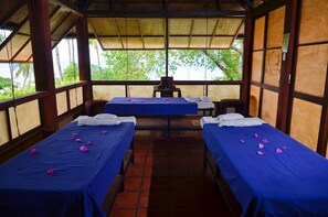 热石按摩、瑞典式按摩、身体磨砂、1 ???