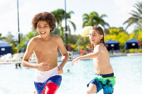 The Grove Resort Water Park Orlando - Image 27