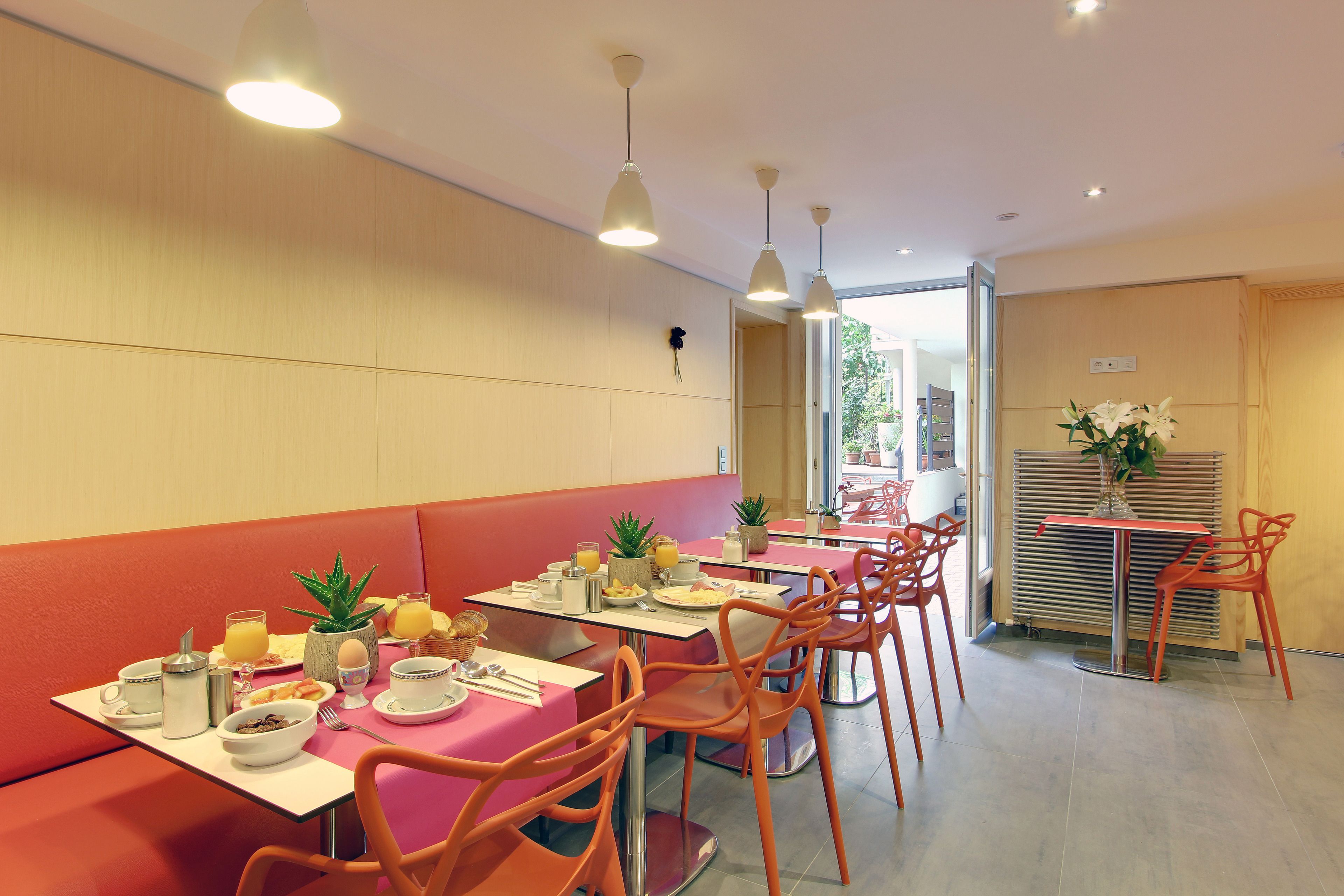 daily buffet breakfast (eur 15 per person)