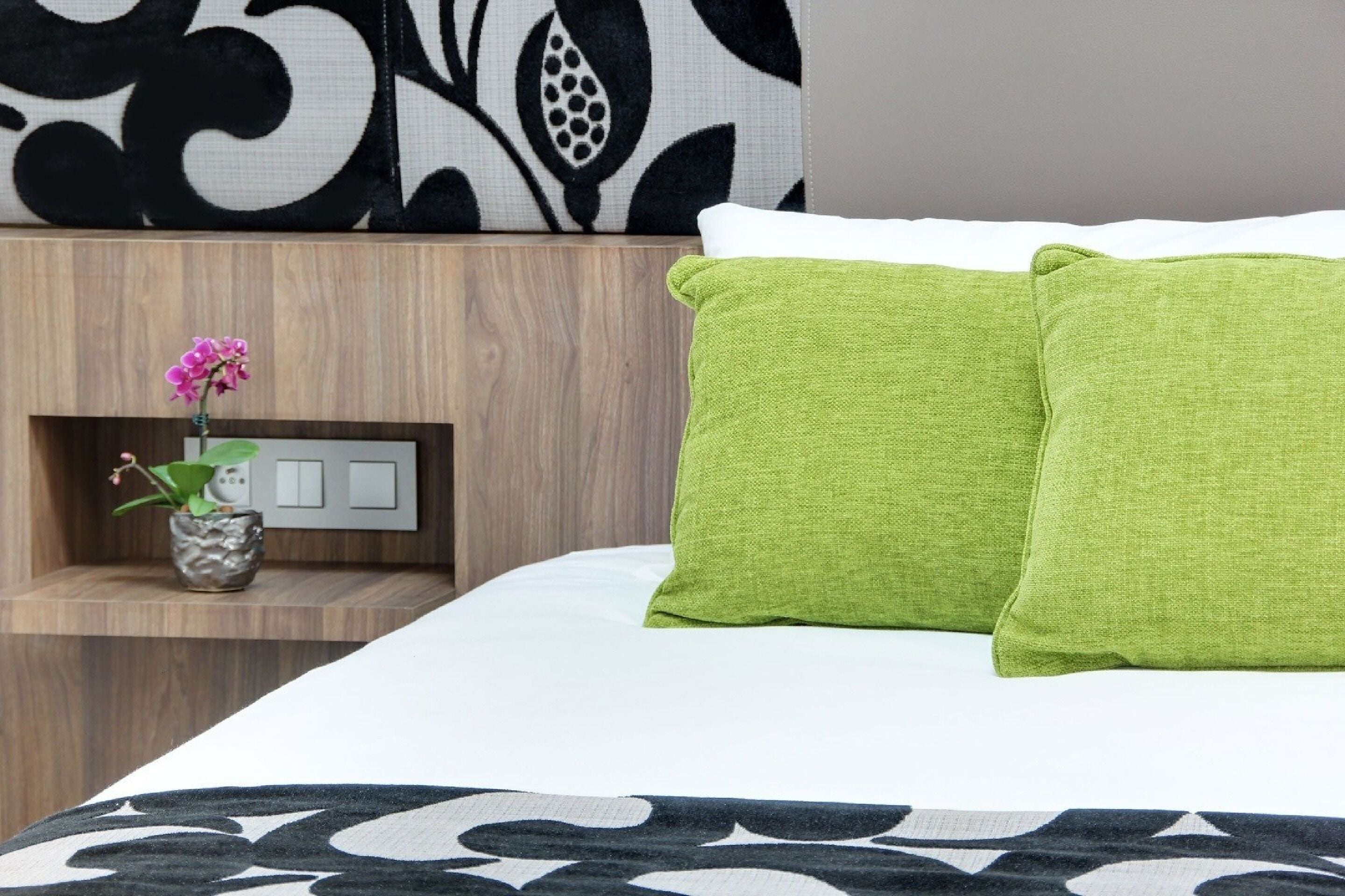 select comfort beds, in-room safe, individually decorated