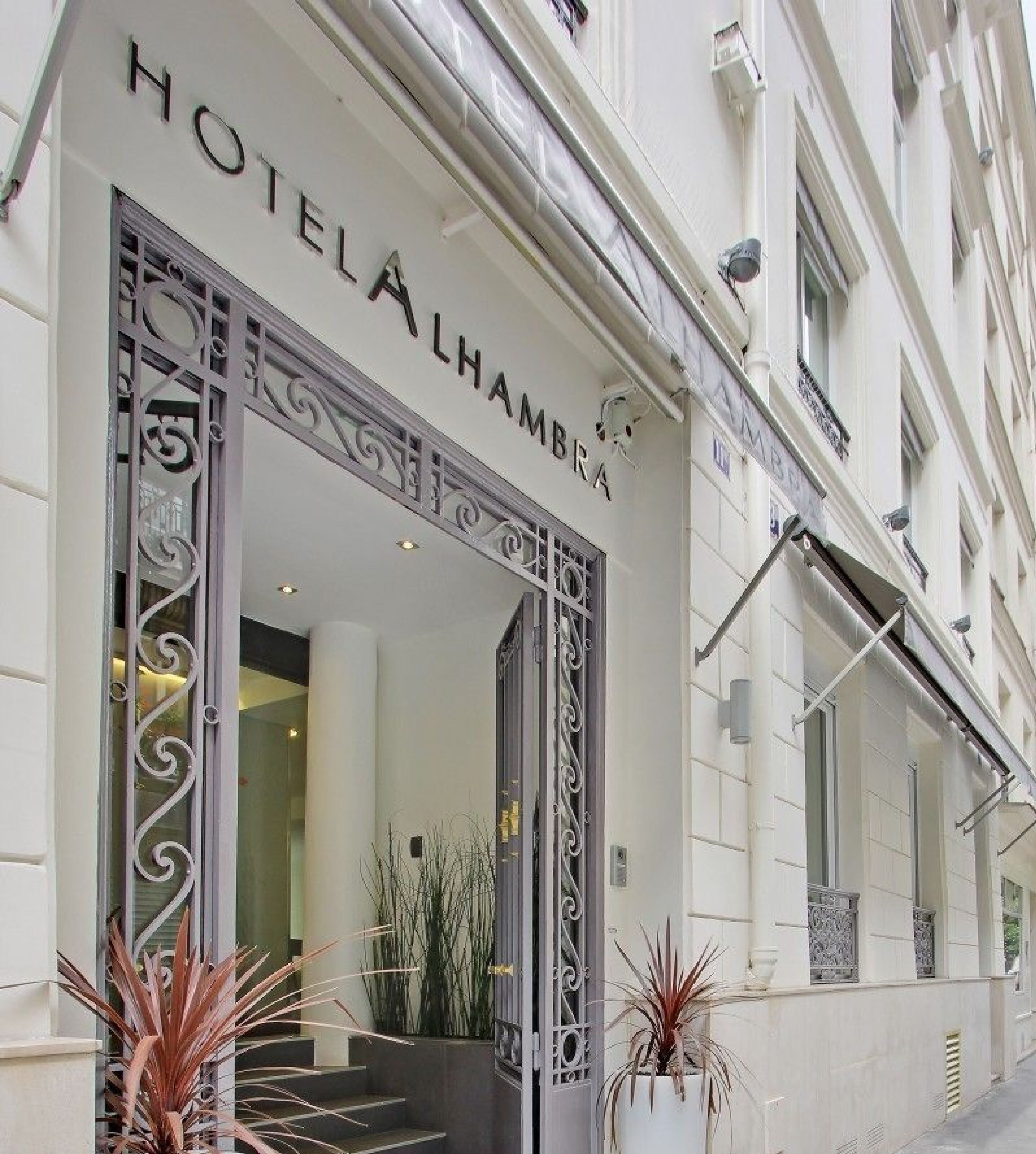 Entrada de la propiedad