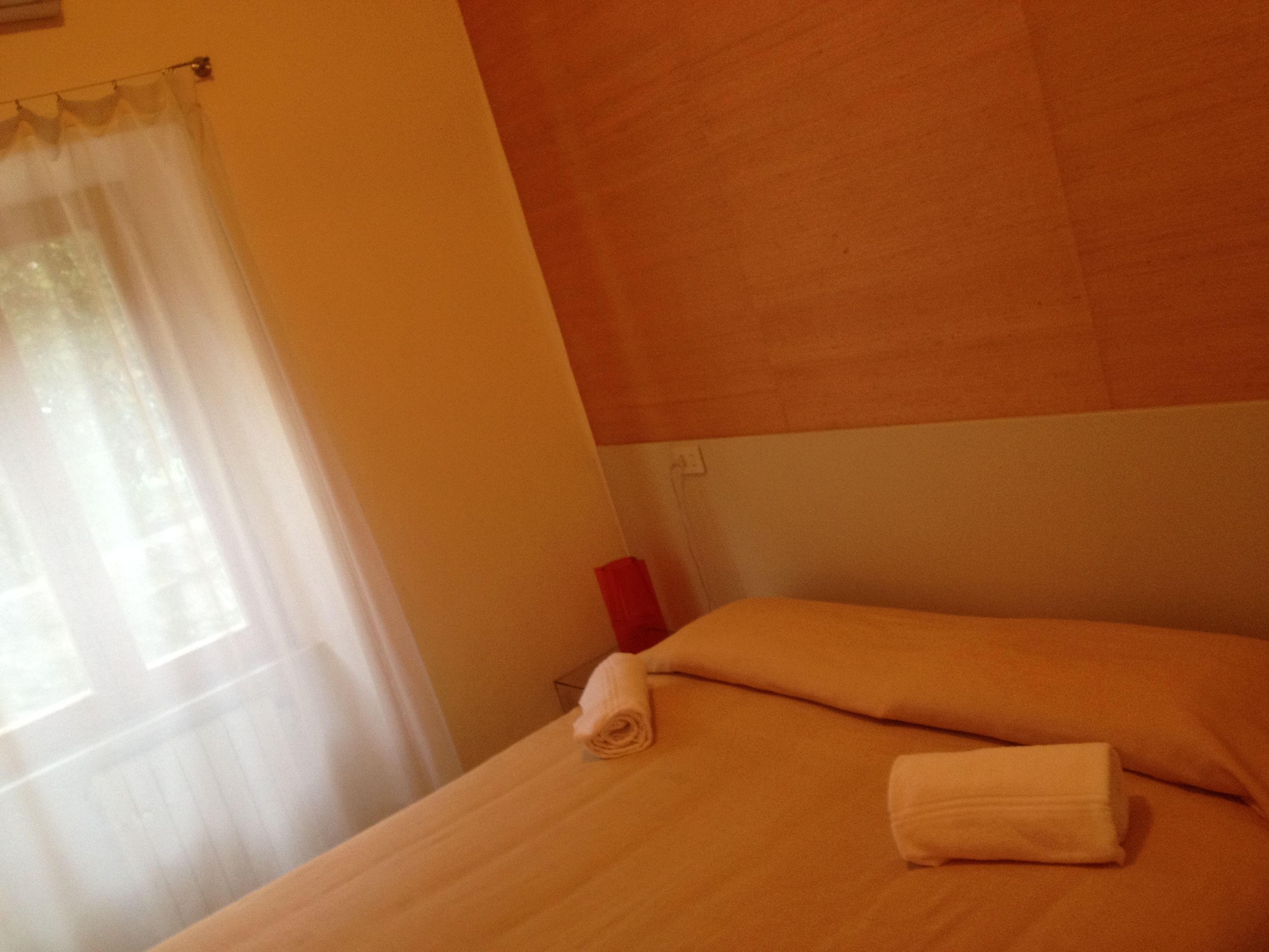 in-room safe, desk, cots/infant beds, rollaway beds