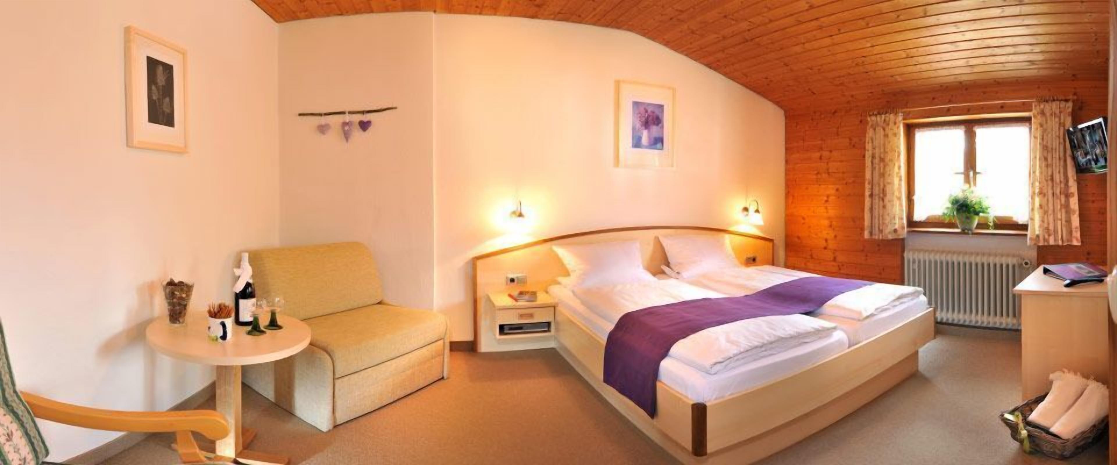 premium bedding, pillow-top beds, in-room safe, soundproofing