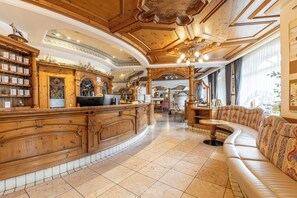 Reception - La Perla (Primiero San Martino di Castrozza)