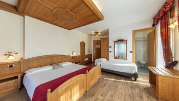 Comfort-Dreibettzimmer, 1 Schlafzimmer