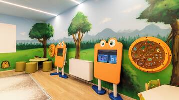 Area giochi per bambini (al coperto)