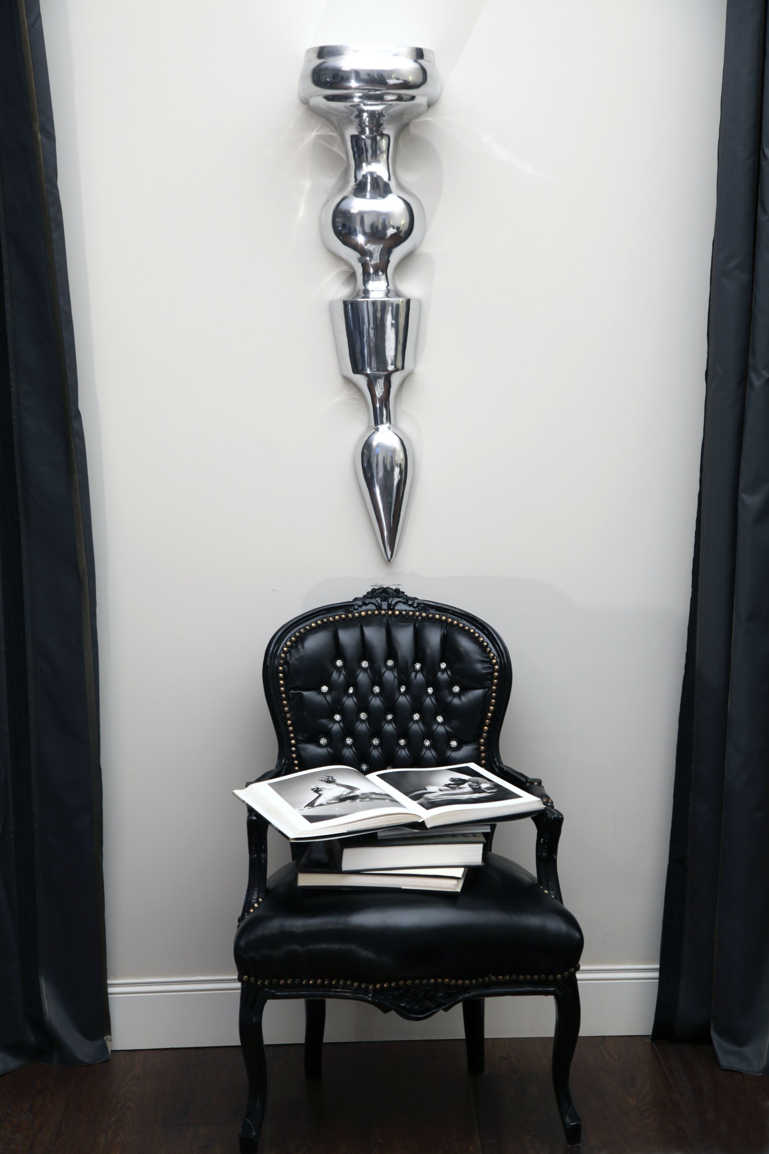 premium suite | premium bedding, minibar, individually decorated, individually furnished