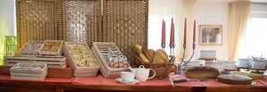 Daily buffet breakfast (EUR 7 per person)