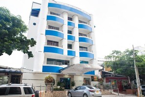 ด้านหน้าที่พัก