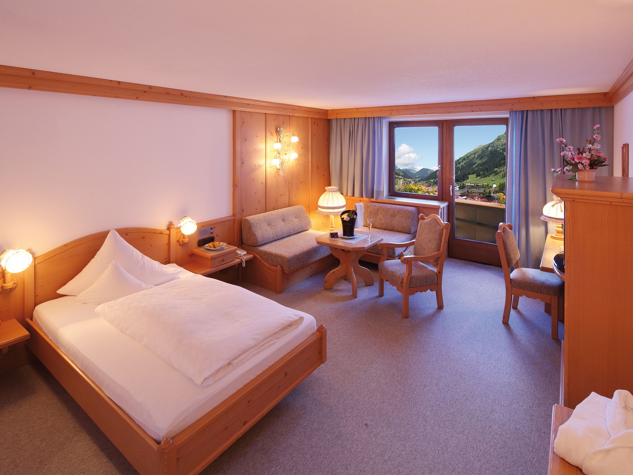 large single room with balcony | premium bedding, minibar, in-room safe, desk