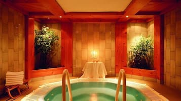 Sauna seca, banheira de hidromassagem, sauna a vapor