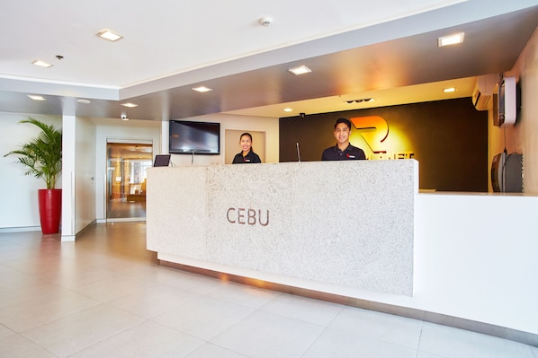 Lobby - Red Planet Cebu (Cebu City)