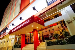 Front of property - evening/night